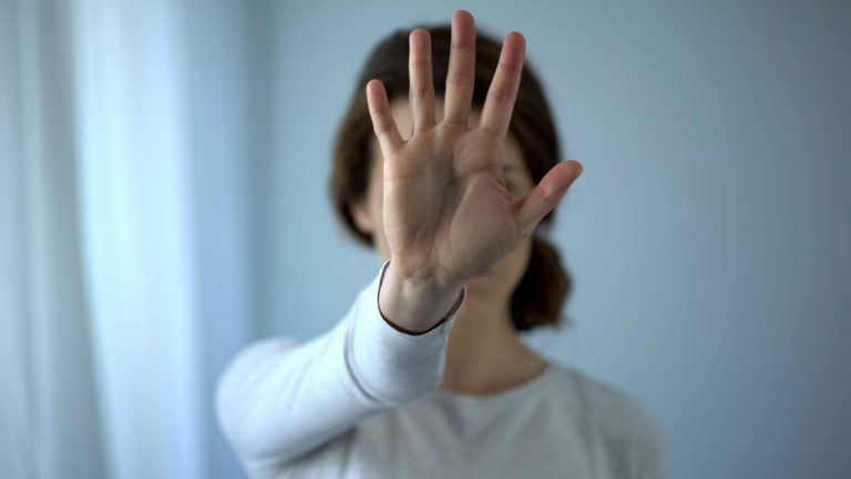 Expertos constatan las dificultades de las víctimas de violencia de género durante el confinamiento