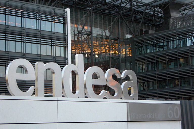 Endesa suministrará el 100% de la energía de Cellnex en España