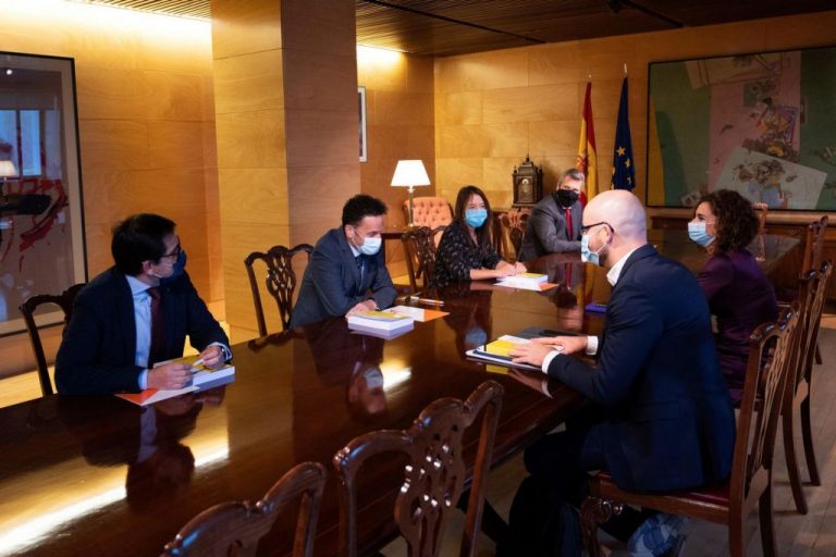 Ciudadanos pide al Gobierno que los PGE incluyan más fondos para sanidad