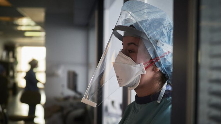 Asturias suma 25 fallecidos por COVID-19 y supera el millar de ingresados