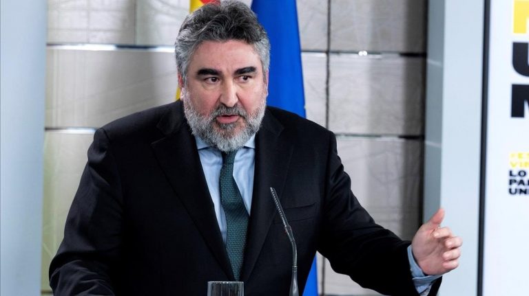 Uribes defiende la cultura como una industria que 