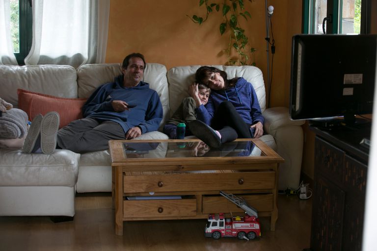 El 22% de los españoles mejoró la relación con su familia durante el confinamiento