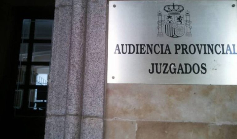 Acusados de pagar a menores tuteladas a cambio de sexo sostienen que creían que eran adultas