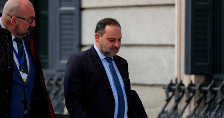 Ábalos considera que en la crisis migratoria 