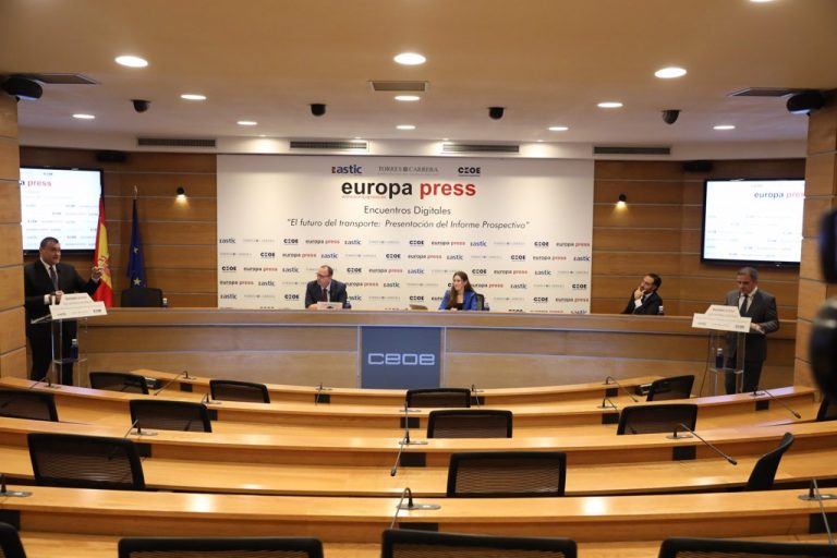 El transporte por carretera defiende su papel 