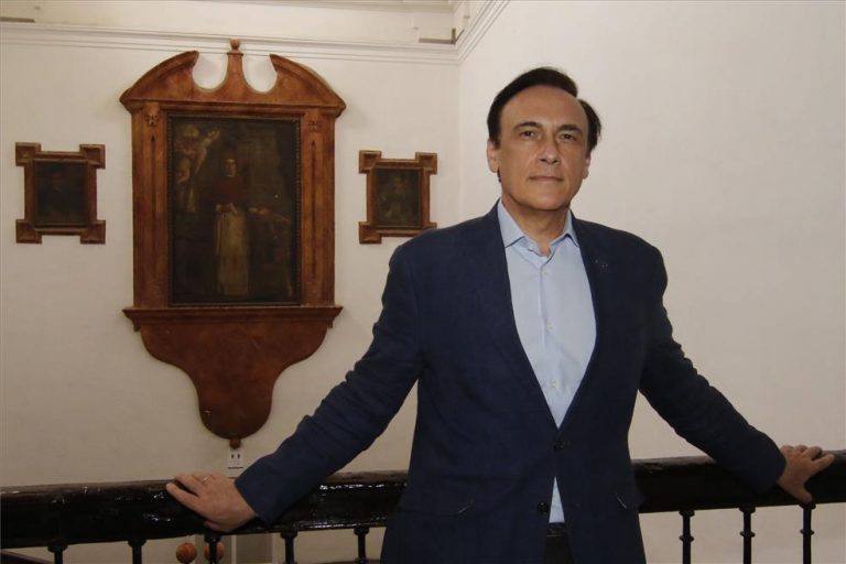 El presidente de la CRUE dice que se saldrá 