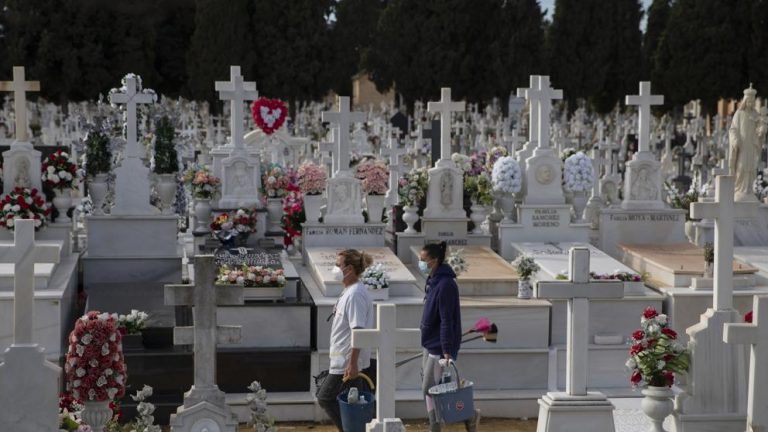 Los cementerios españoles tendrán control de aforo el Día de Todos los Santos