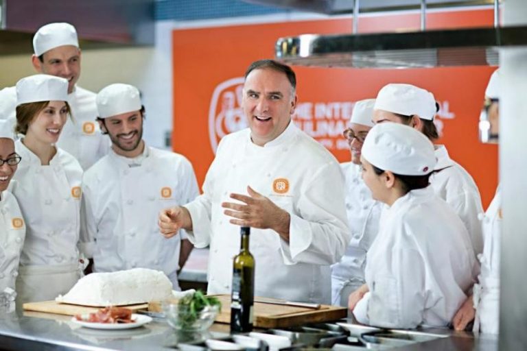 Agricultura lanza la campaña 'El País Más Rico del Mundo' con el chef José Andrés como embajador