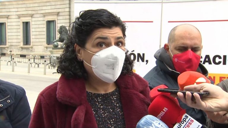 Asociaciones catalanas piden a Congreso que mantenga carácter vehicular de castellano