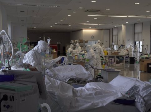 Coronavirus.- Cantabria suma dos muertes Covid y suben los ingresos en UCI aunque bajan los nuevos casos