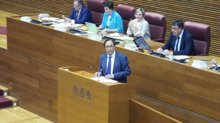 PSOE valenciano se compromete a que no se suban los sueldos de los miembros del Gobierno regional