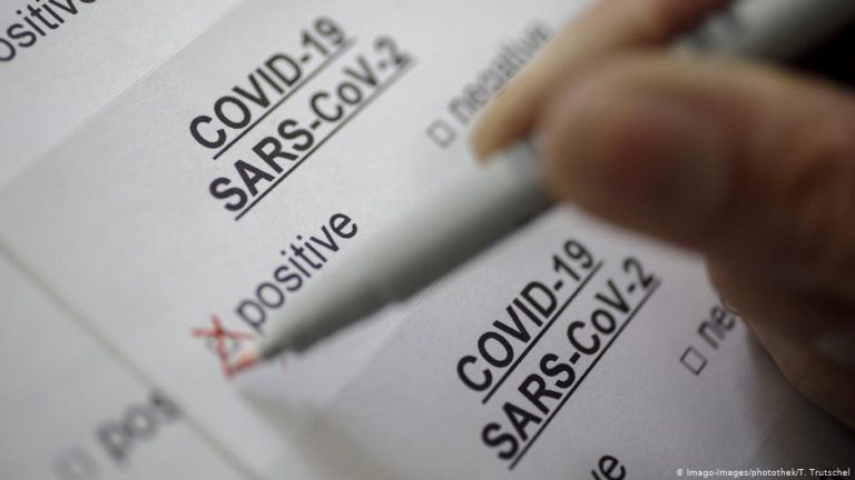 Un juez ratifica el aislamiento obligatorio de una viguesa que dio positivo en COVID