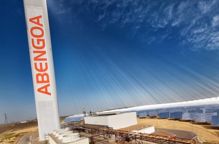 Accionistas minoritarios reducen a tres miembros su consejo de Abengoa