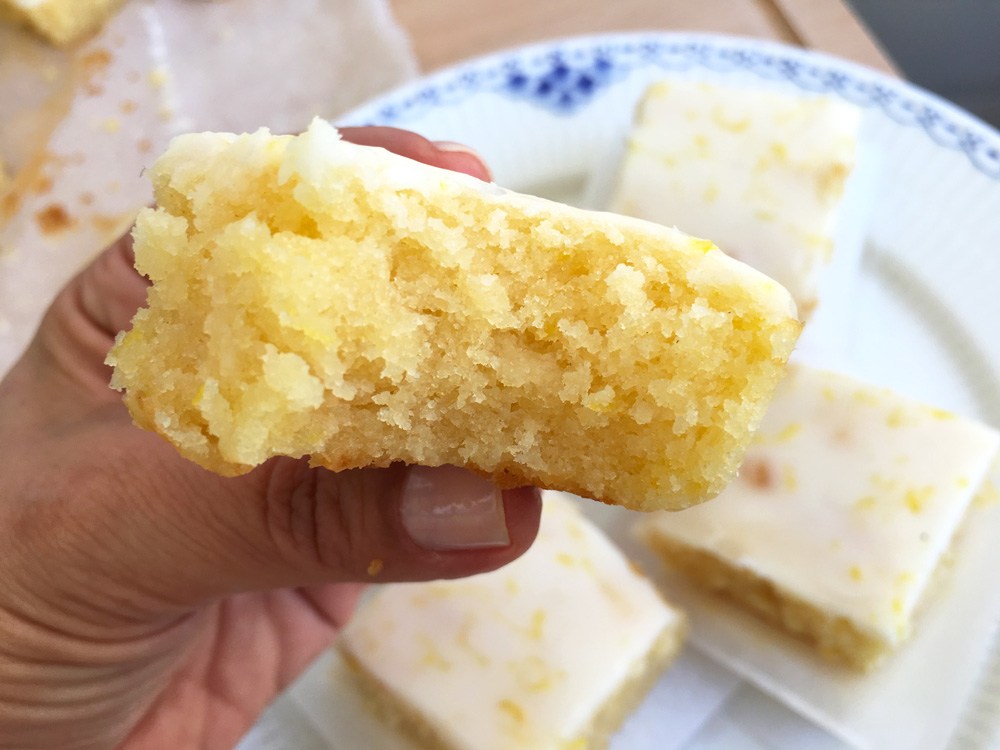 Cómo hacer unos brownies de limón de escándalo 3 Brownie de limón vegano