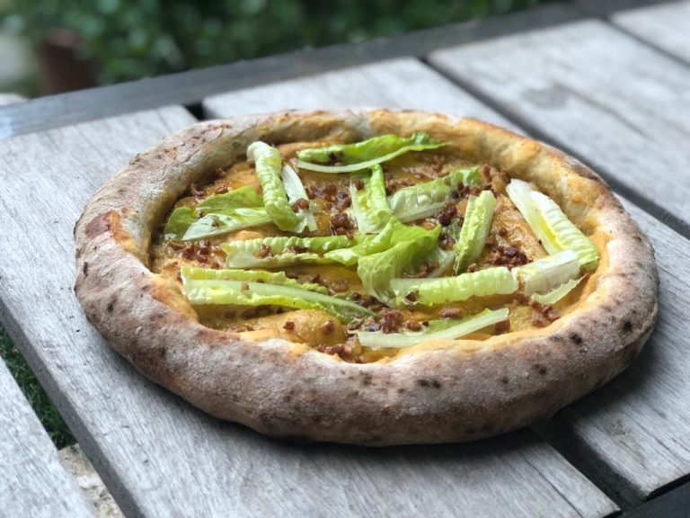 Cómo hacer una masa de pizza sana que puedas comerte estando a dieta
