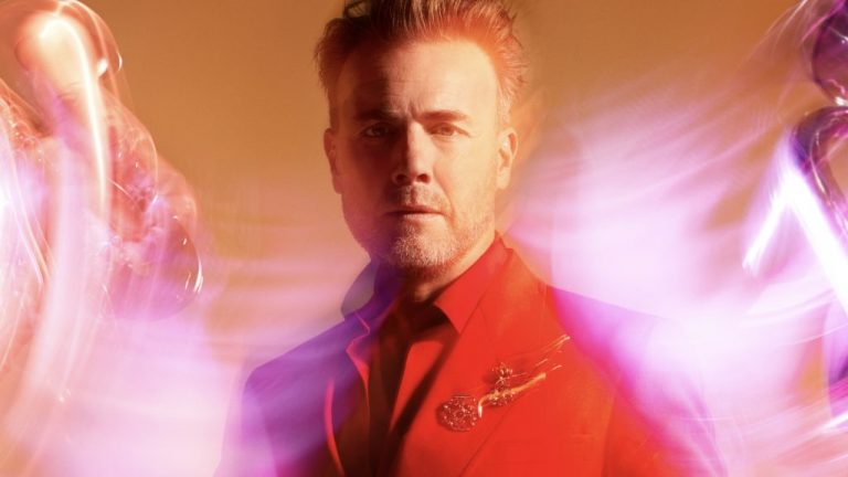 Gary Barlow presenta 