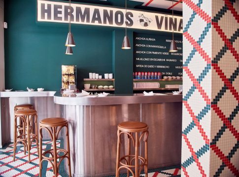 Hermanos Vinagre Bar