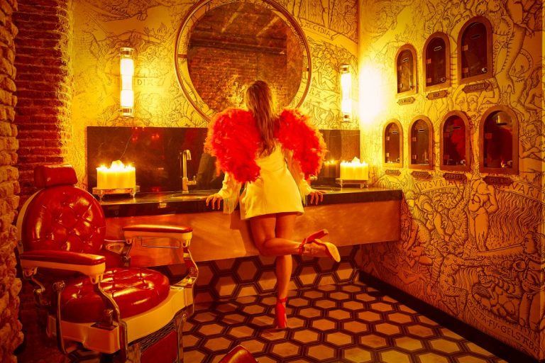 Kave, un viaje del infierno al paraíso de Dante a través de los cócteles