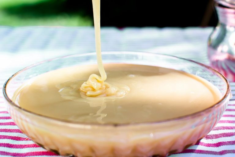 La receta desconocida para hacer tu propia leche condensada en casa