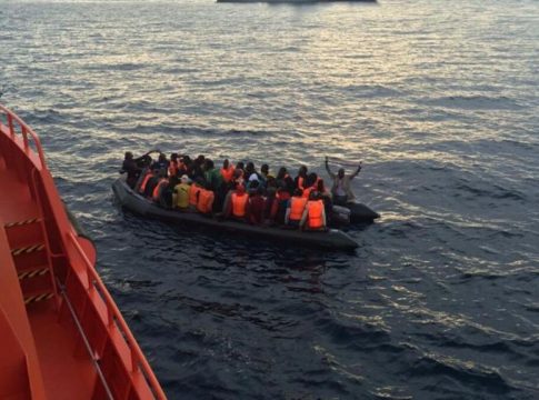 Llegan nueve pateras con 106 inmigrantes a las costas de Murcia Llegan nueve pateras con 106 inmigrantes a las costas de Murcia
