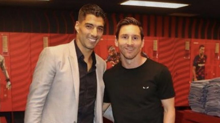 Luis Suárez tensa a Messi contándole lo que le espera al Barcelona