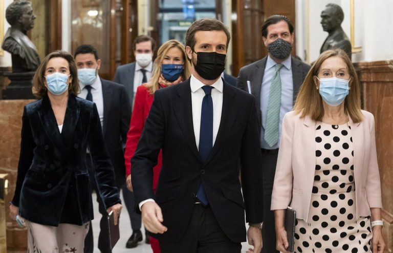 El PP critica la demora en la bajada del IVA a las mascarillas: 