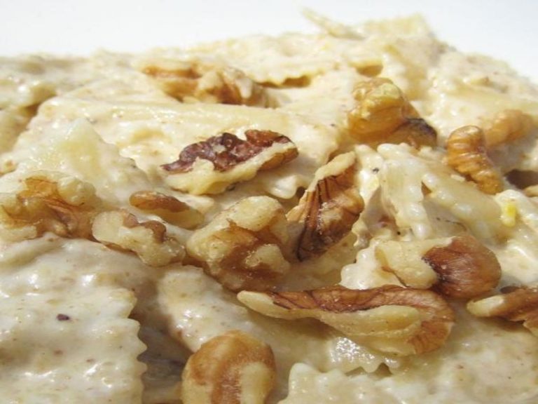 Cómo hacer una salsa de nueces muy sencilla paso a paso