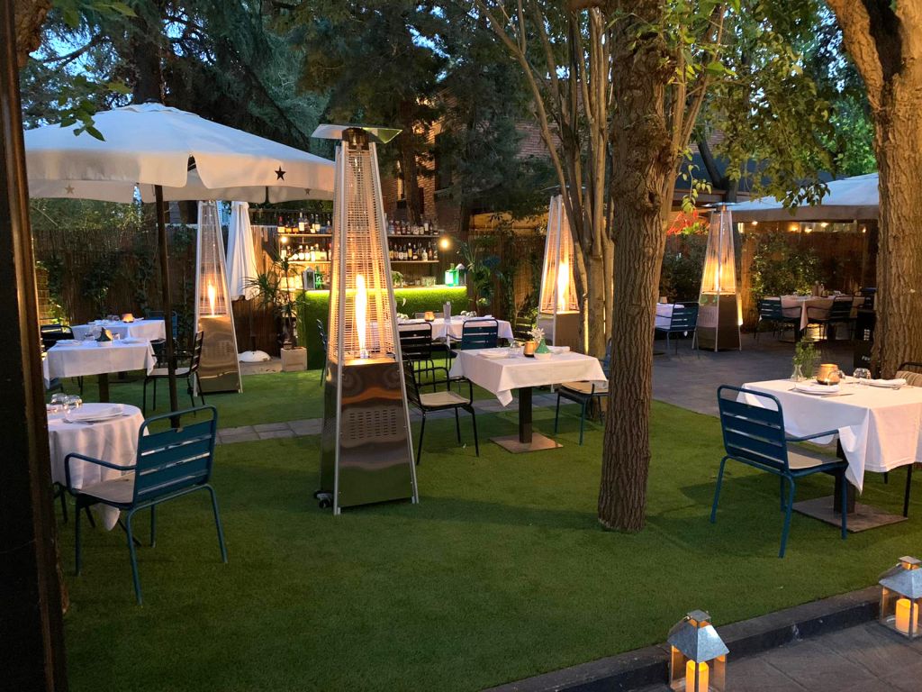 Los locales recomendados para los más “champaneros” 33 Madrid