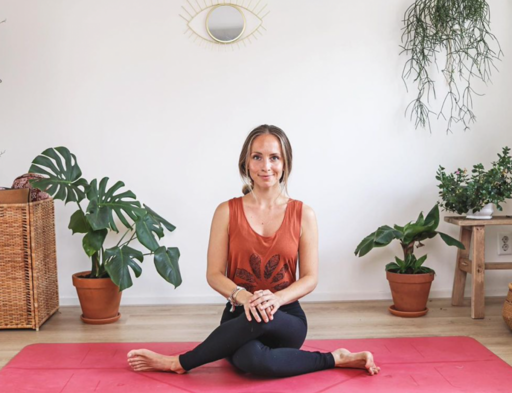 Los mejores canales de YouTube para practicar yoga 137 Yoga con Marina Buedo