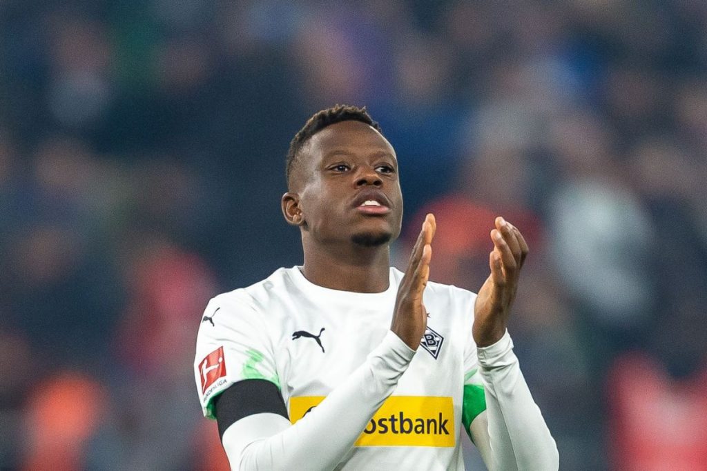 Los tres fichajes que le han prometido a Guardiola tras renovar 48 Zakaria