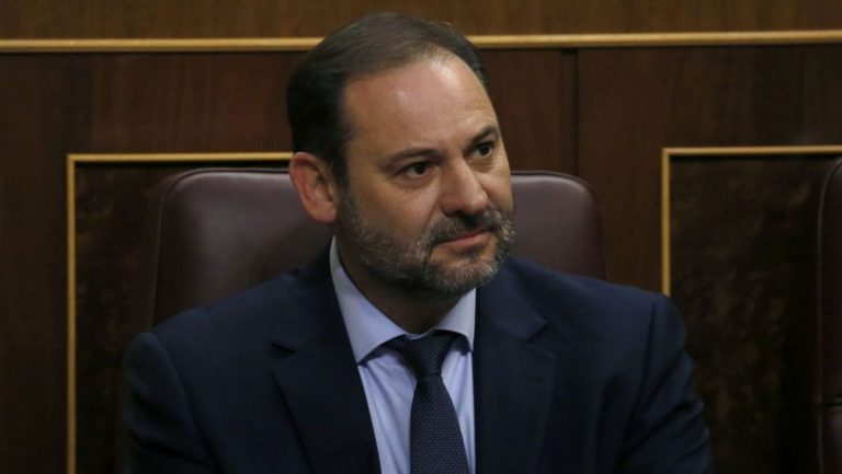 El Supremo rechaza el recurso de Vox para acusar a Ábalos por el Delcygate