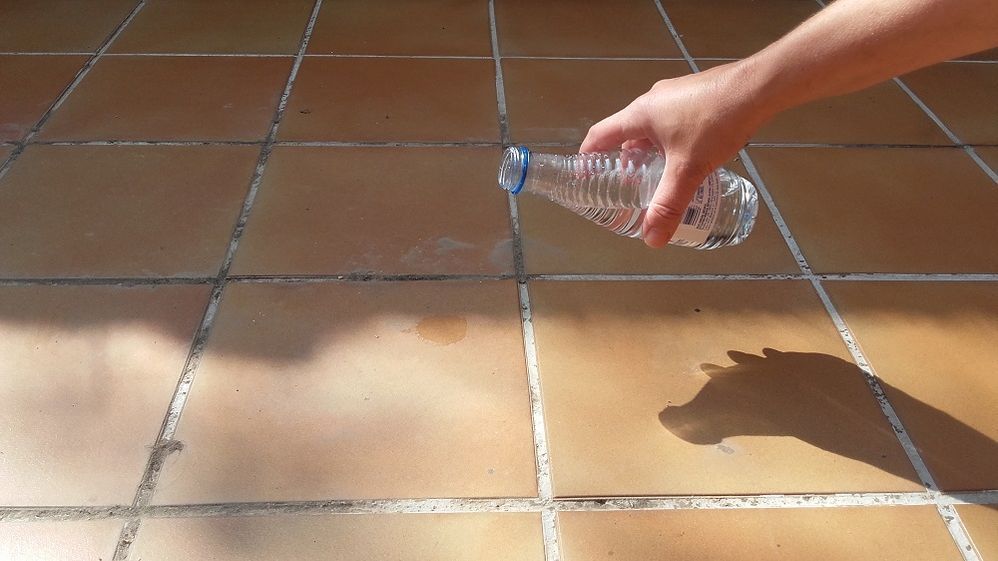 Amoniaco para eliminar aceite del suelo