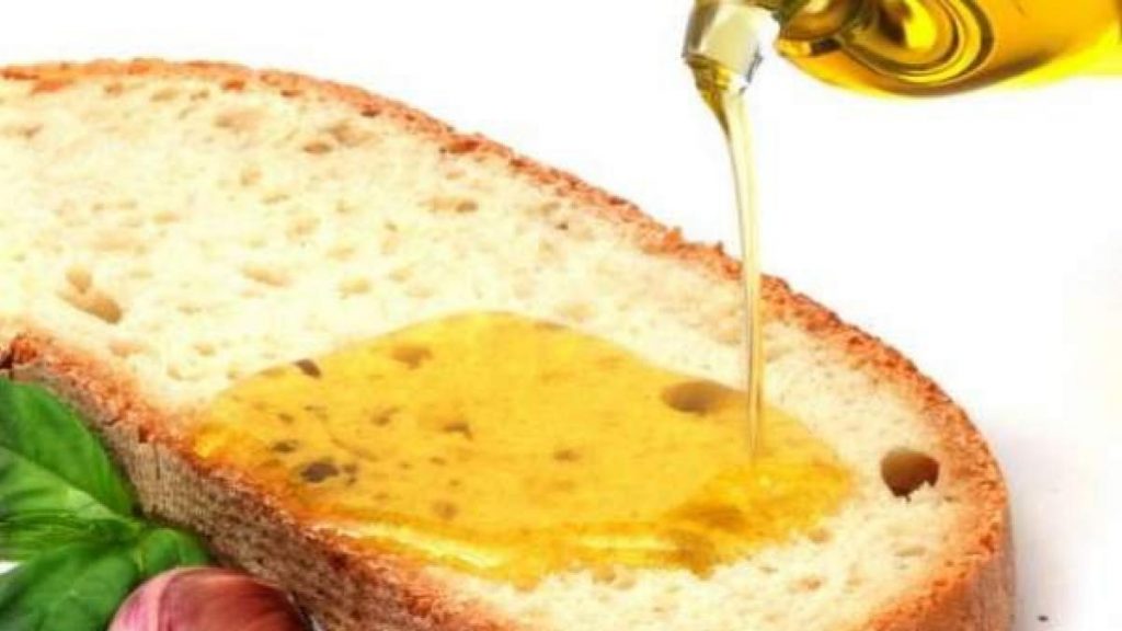 No hay placer culinario más sencillo y sabroso que el de una rebanada con aceite.