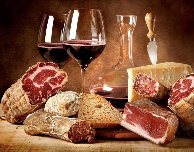 alcohol y carnes rojas