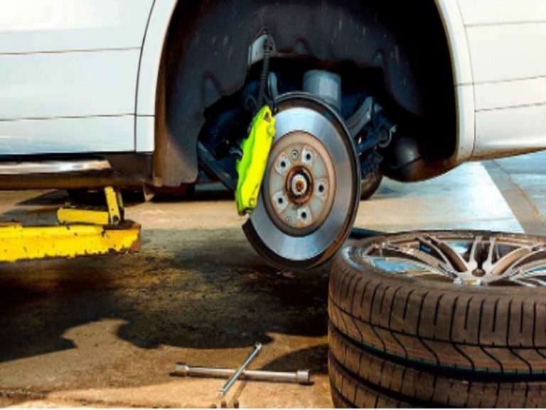 Cómo cambiar la rueda del coche