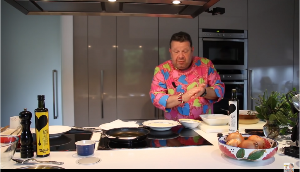 La receta de Alberto Chicote para unas croquetas de escándalo