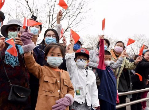 china crece sextor servicios china