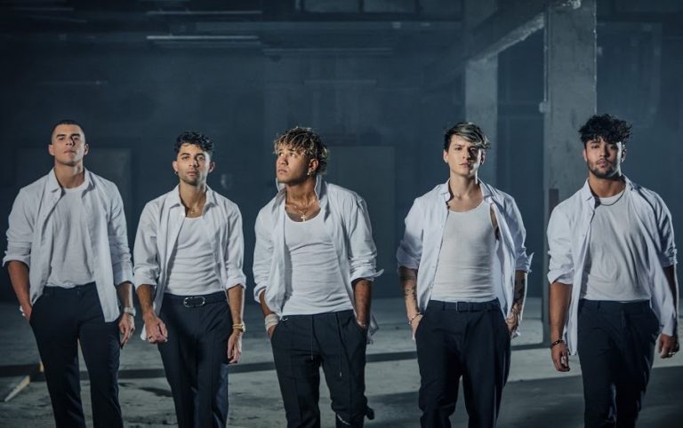 CNCO presentan 'Mis ojos lloran por ti'