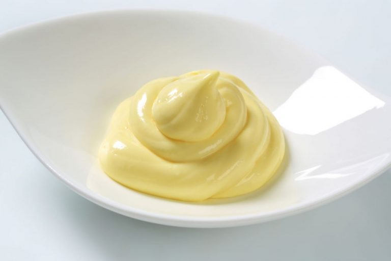 El truco para hacer una crema pastelera dulce sin mucho azúcar