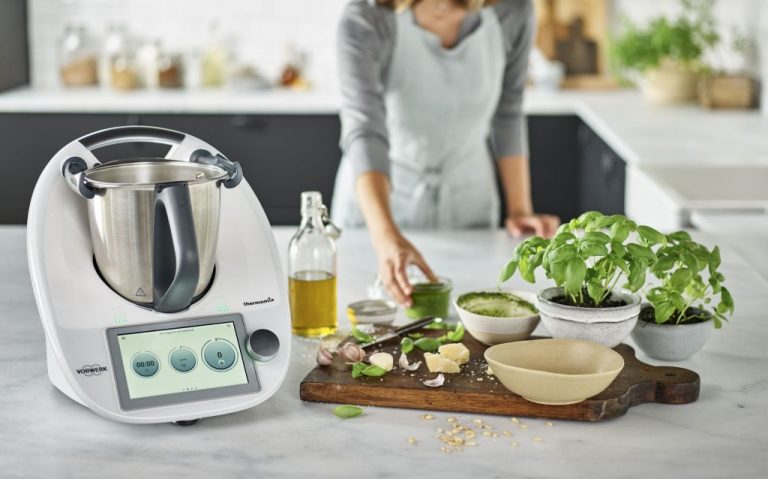 Así puedes hacer pisto en la Thermomix