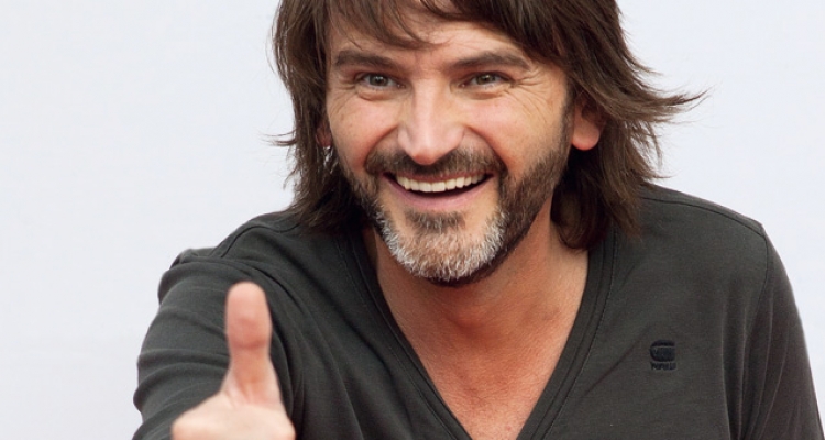 profesiones reales de tus famosos favoritos