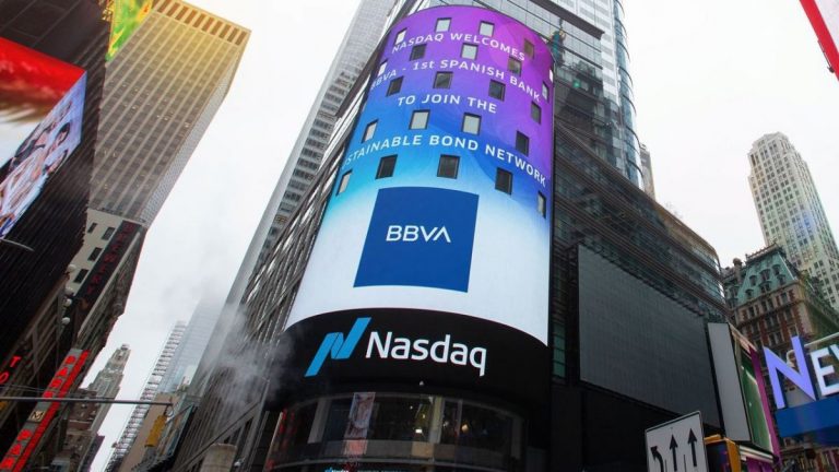 Google se asocia con BBVA y otros 10 bancos en EEUU para lanzar cuentas bancarias