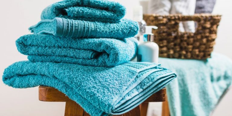 Cómo quitar el olor a humedad de las toallas