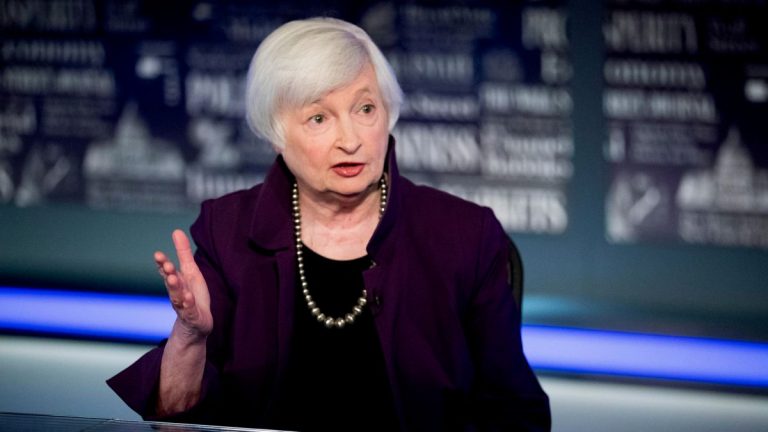 Biden desvela su equipo económico, con Janet Yellen como primera mujer al frente del Tesoro