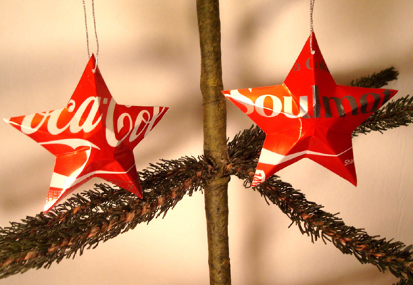 Top de ideas para decorar el árbol de Navidad con materiales reciclados 