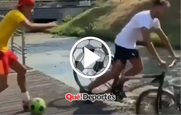 Cuando eres todo maldad y el fútbol te ayuda