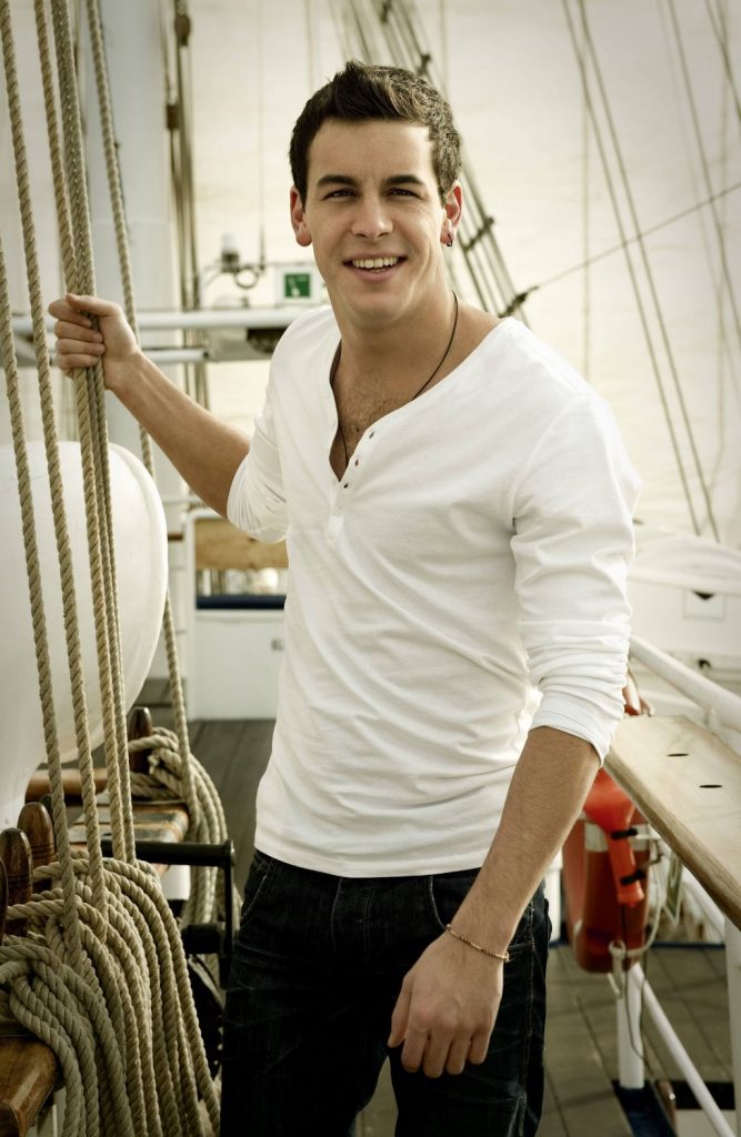 Mario Casas fue Ulises Garmendia en "El Barco"