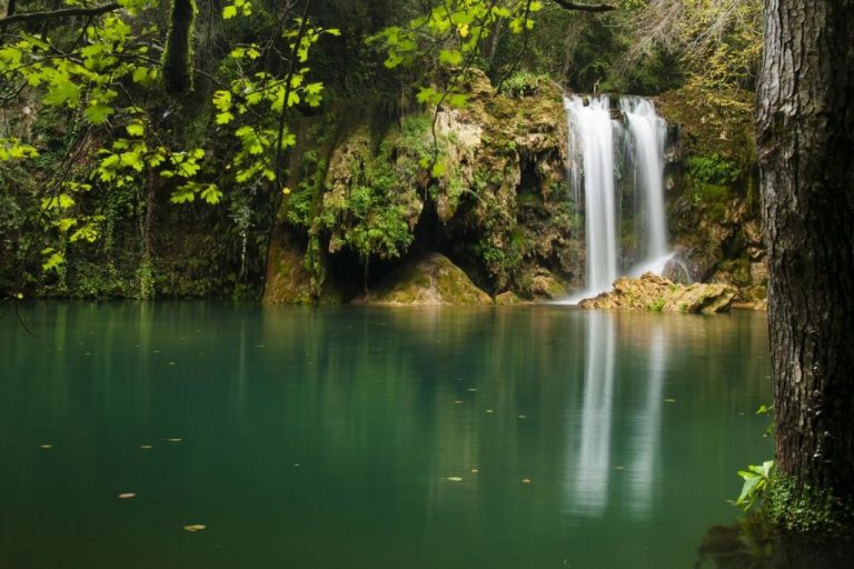 Pueblos y lugares de España que no conocías (y deberías)