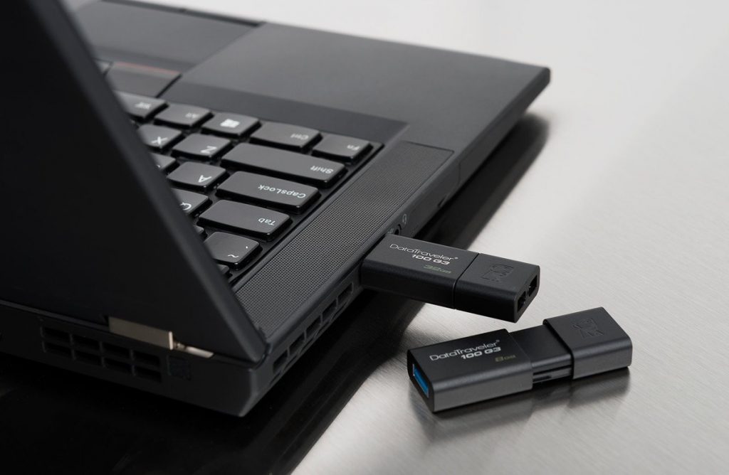 Accesorios imprescindibles para tu tablet Android 14 pendrive