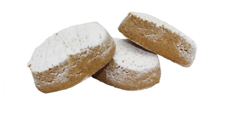 La receta para hacer unos polvorones de almendra caseros deliciosos